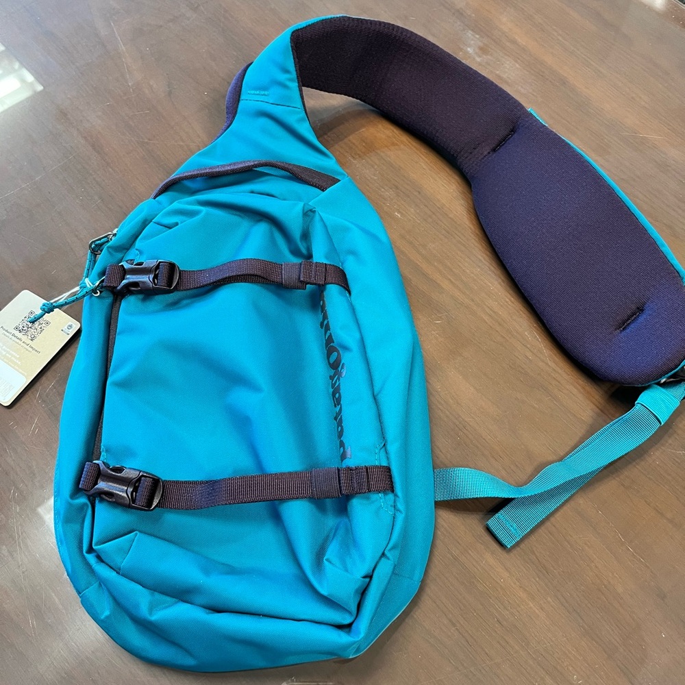 Patagonia Atom Sling 8L
Belay Blue - NWT